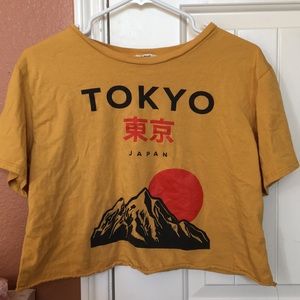 Japan semi cropped tee shirt